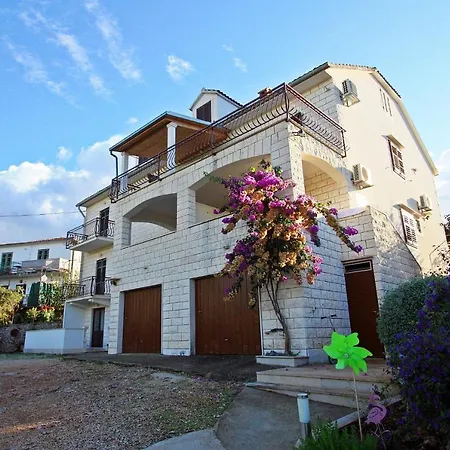 Omo 1 Apartmán *