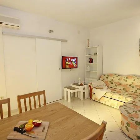 Apartment Omo 1