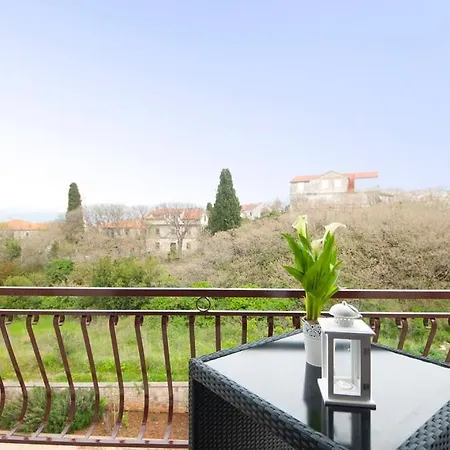 Appartement Omo 1 *