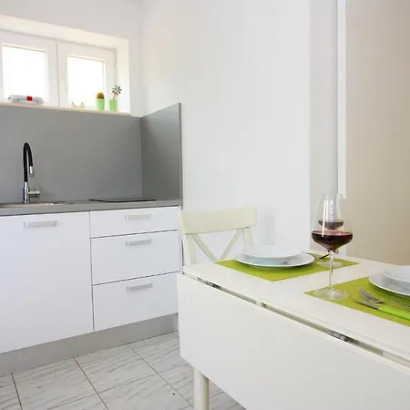 Appartement Omo 1 Supetar